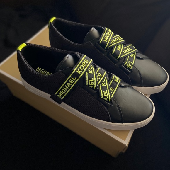 New in box - Picture 3 of 5